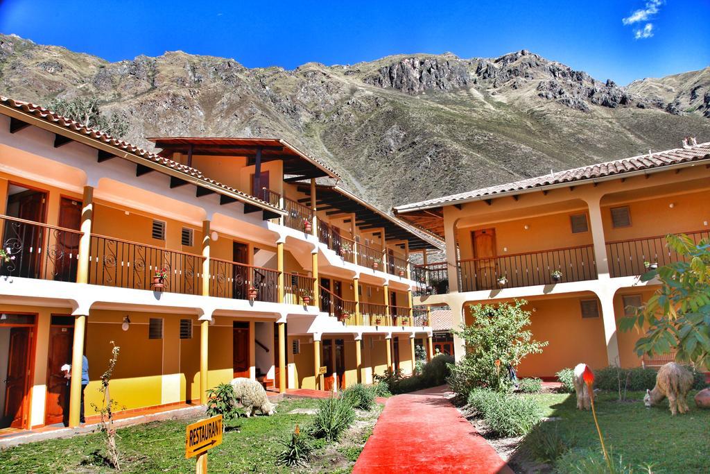 Tunupa Lodge Hotel Ollantaytambo Bagian luar foto