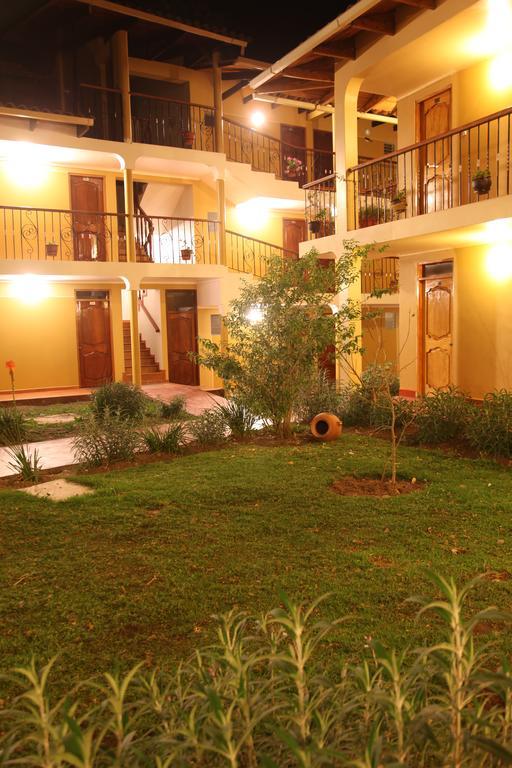 Tunupa Lodge Hotel Ollantaytambo Bagian luar foto