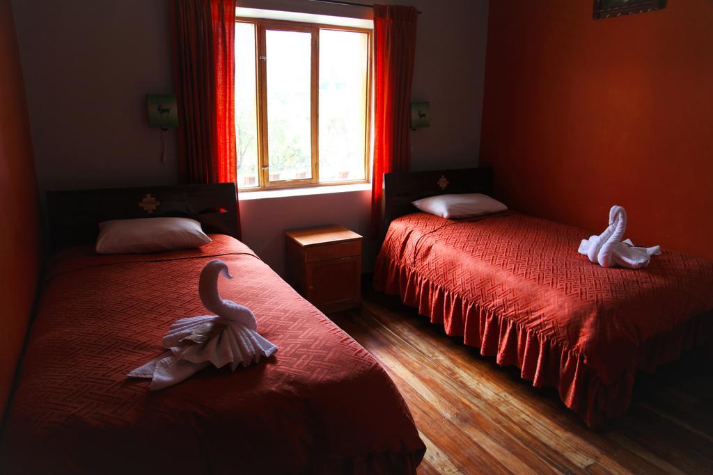 Tunupa Lodge Hotel Ollantaytambo Bagian luar foto