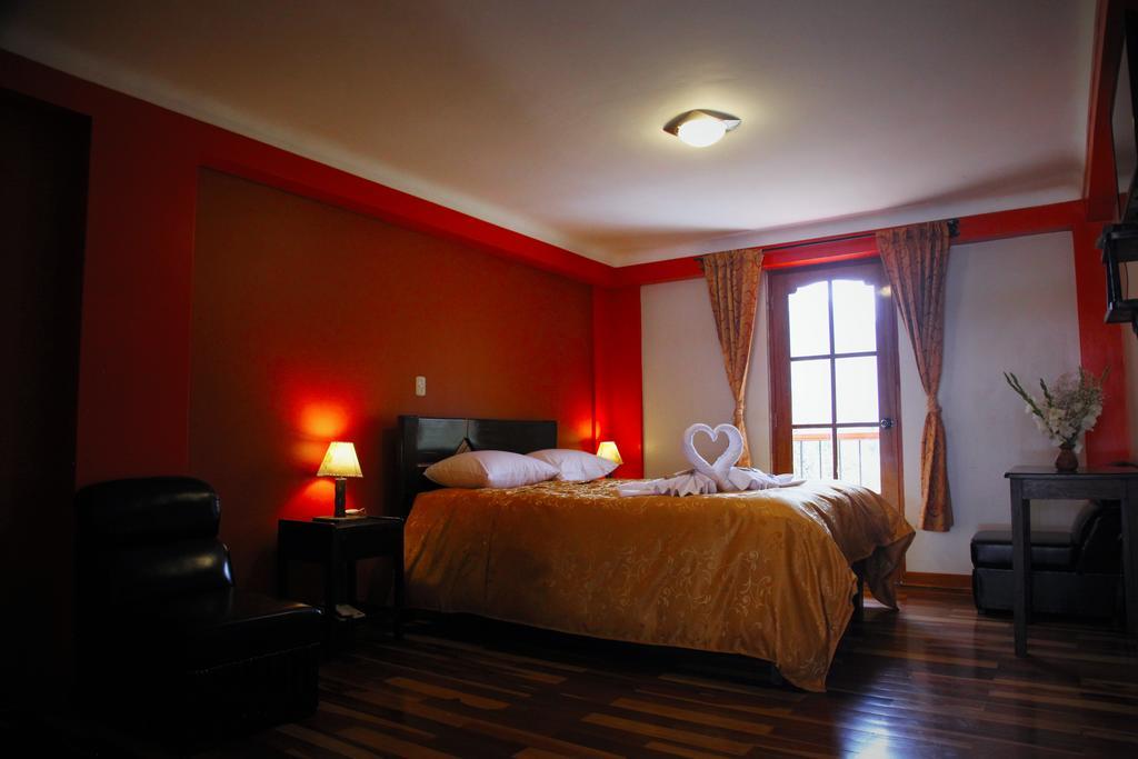 Tunupa Lodge Hotel Ollantaytambo Bagian luar foto