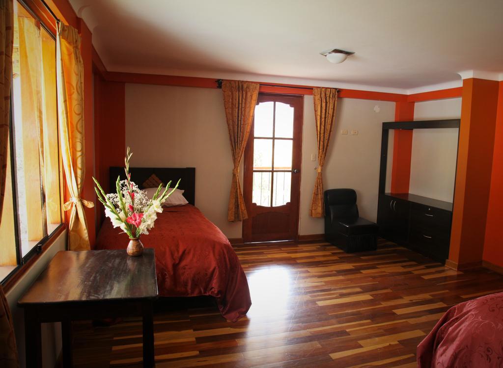 Tunupa Lodge Hotel Ollantaytambo Bagian luar foto